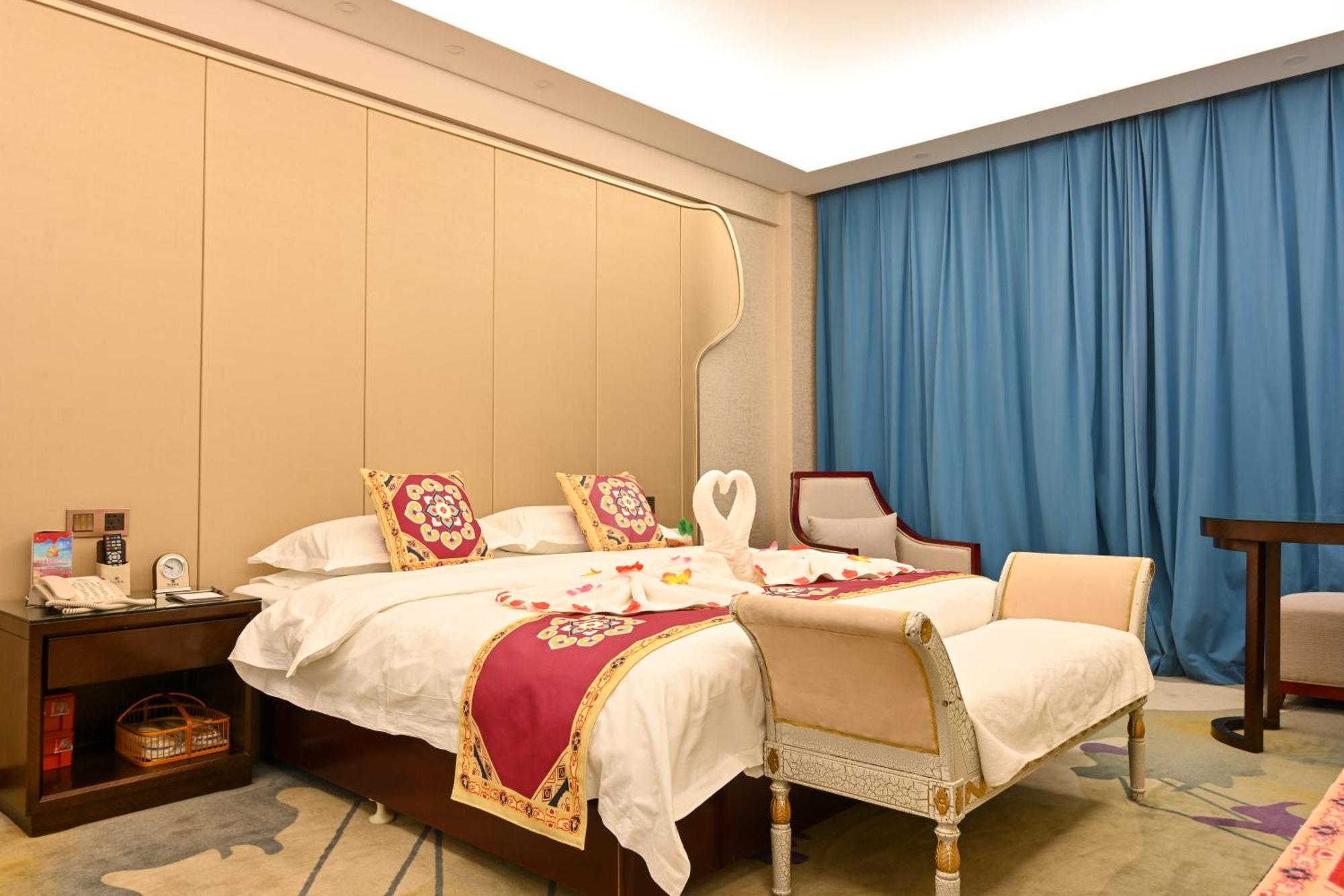 Dunhuang Hotel Exterior foto